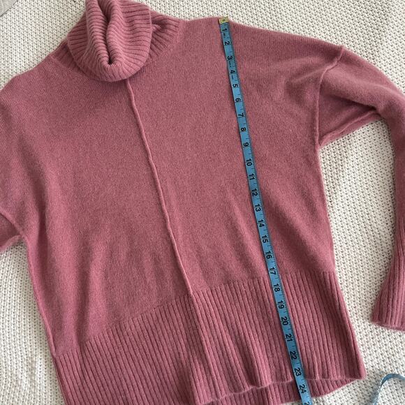 SUZANNE RAE Pink Angora Wool Blend Turtleneck Sweater Size M - Picture 7 of 12
